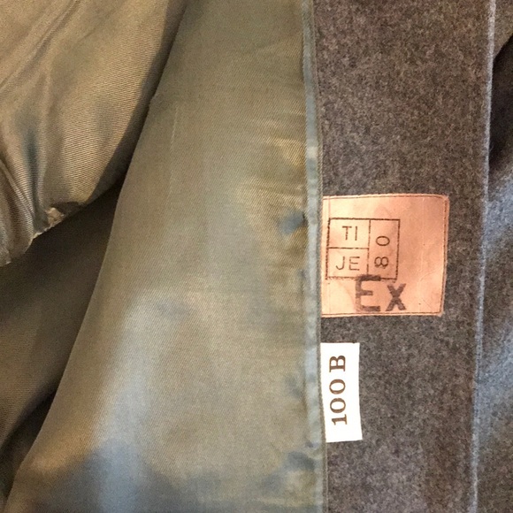 Jacket - Picture 4 of 4